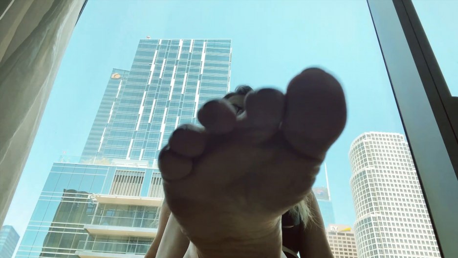 Princess Anasia – Goon for My Feet